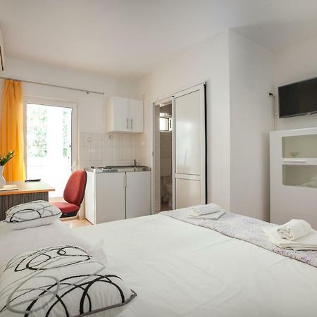Apartments Klara Makarska Ngoại thất bức ảnh