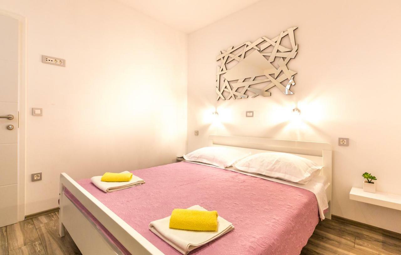 Apartments Klara Makarska Ngoại thất bức ảnh